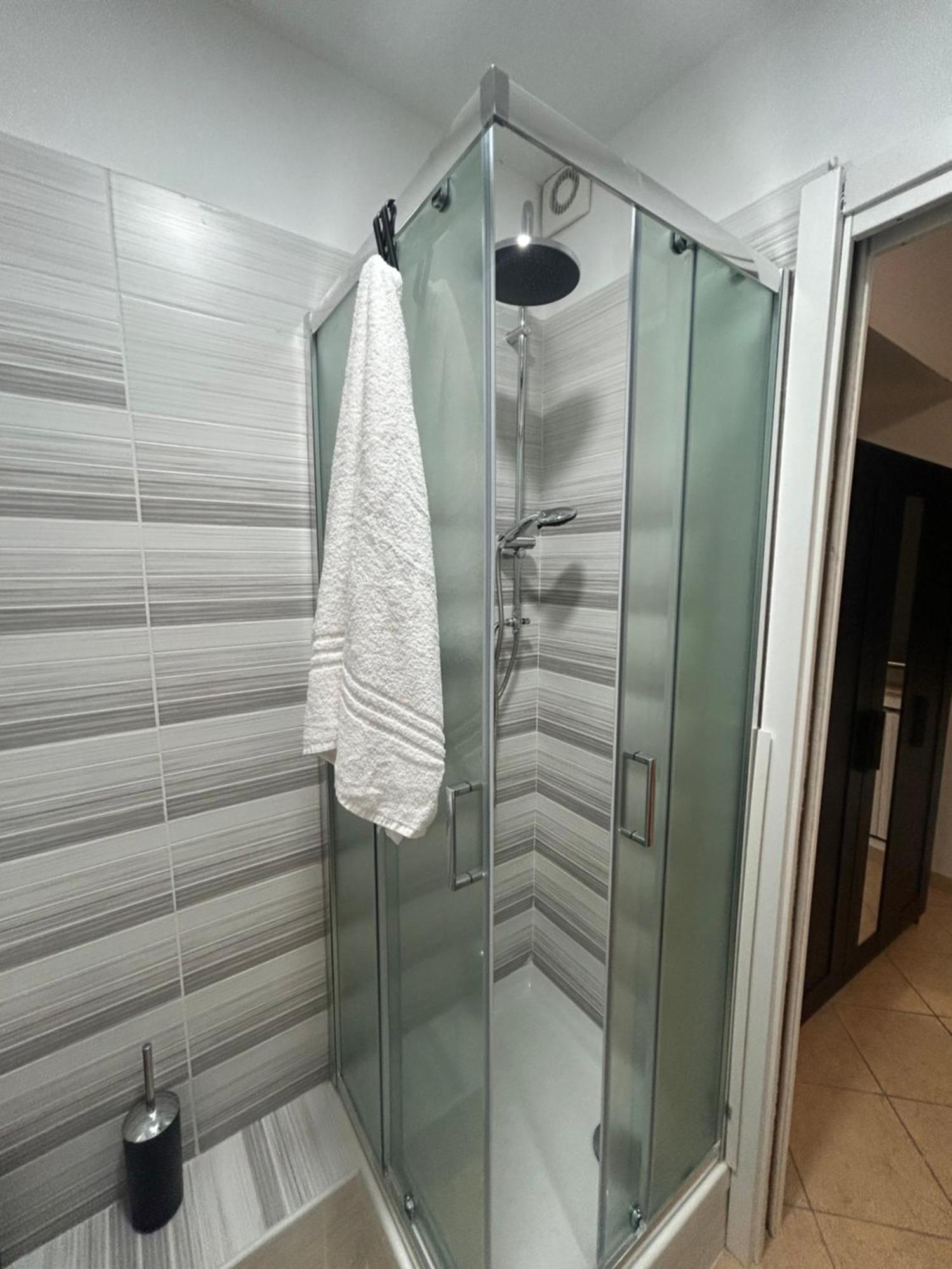 B&B La Sciantosa Spa The Original -Self Check In- Cosenza Esterno foto